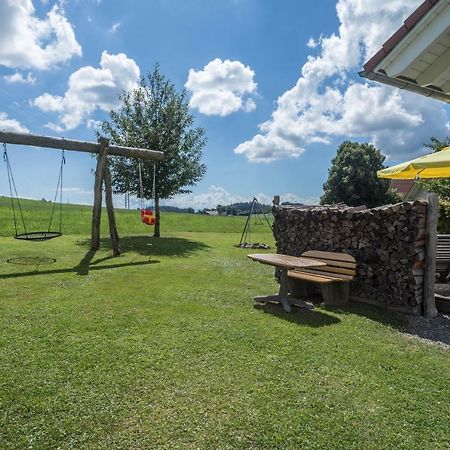 Ferienhof Weber Wohnung Fichte ノイキルヒ エクステリア 写真